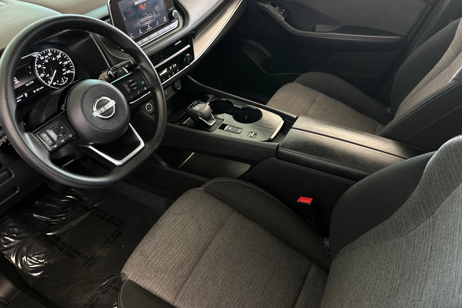 Used 2023 Nissan Rogue SV FWD image 10