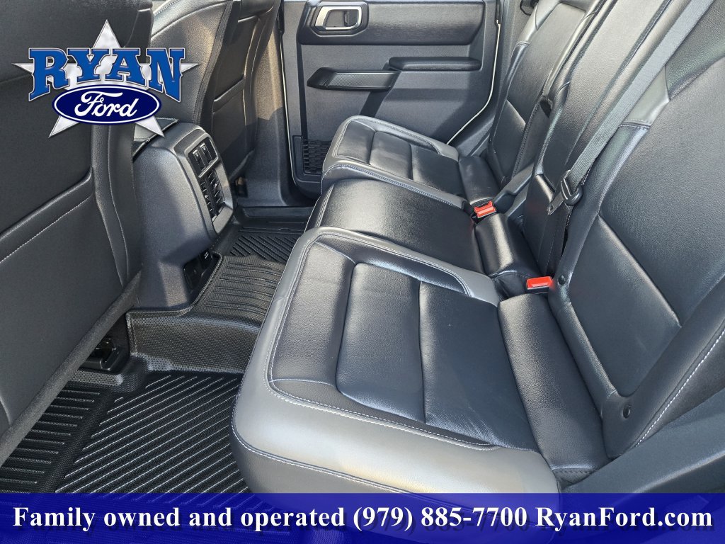Used 2025 Ford Bronco Outer Banks AWD/4WD image 22