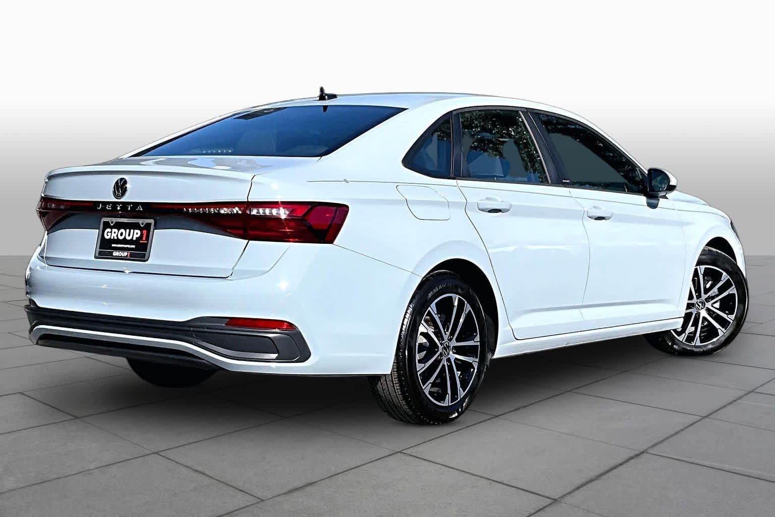 Certified 2026 Volkswagen Jetta Sport FWD image 12