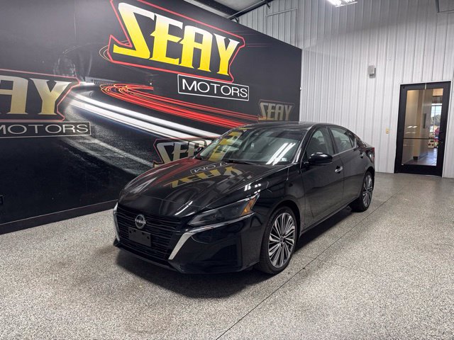 Used 2023 Nissan Altima 2.5 SL AWD/4WD image 1