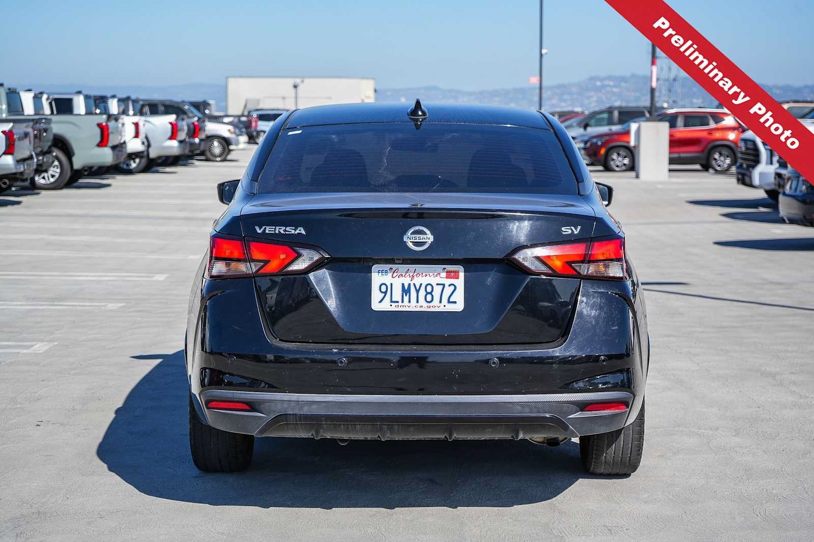 Used 2021 Nissan Versa SV FWD image 7