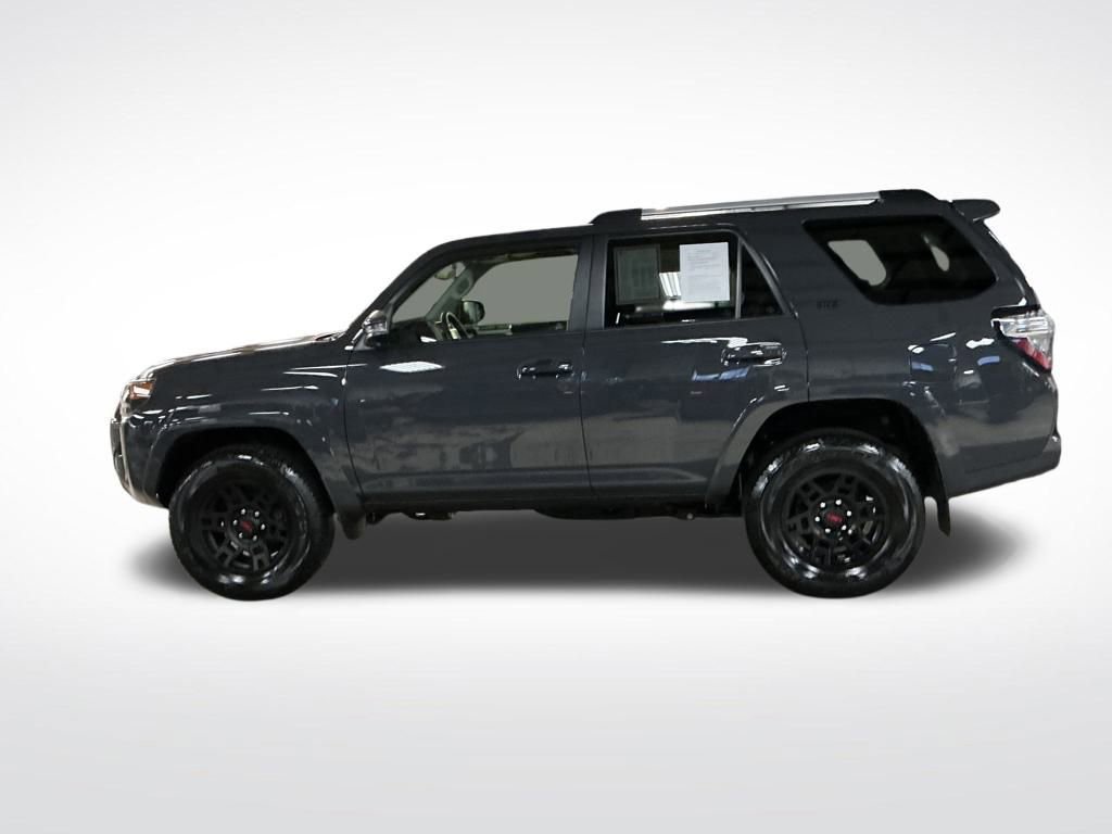 Certified 2024 Toyota 4Runner SR5 Premium image 2