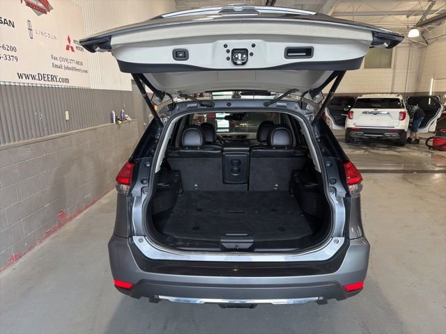 Certified 2017 Nissan Rogue SL w/ SL Premium Package AWD/4WD image 4