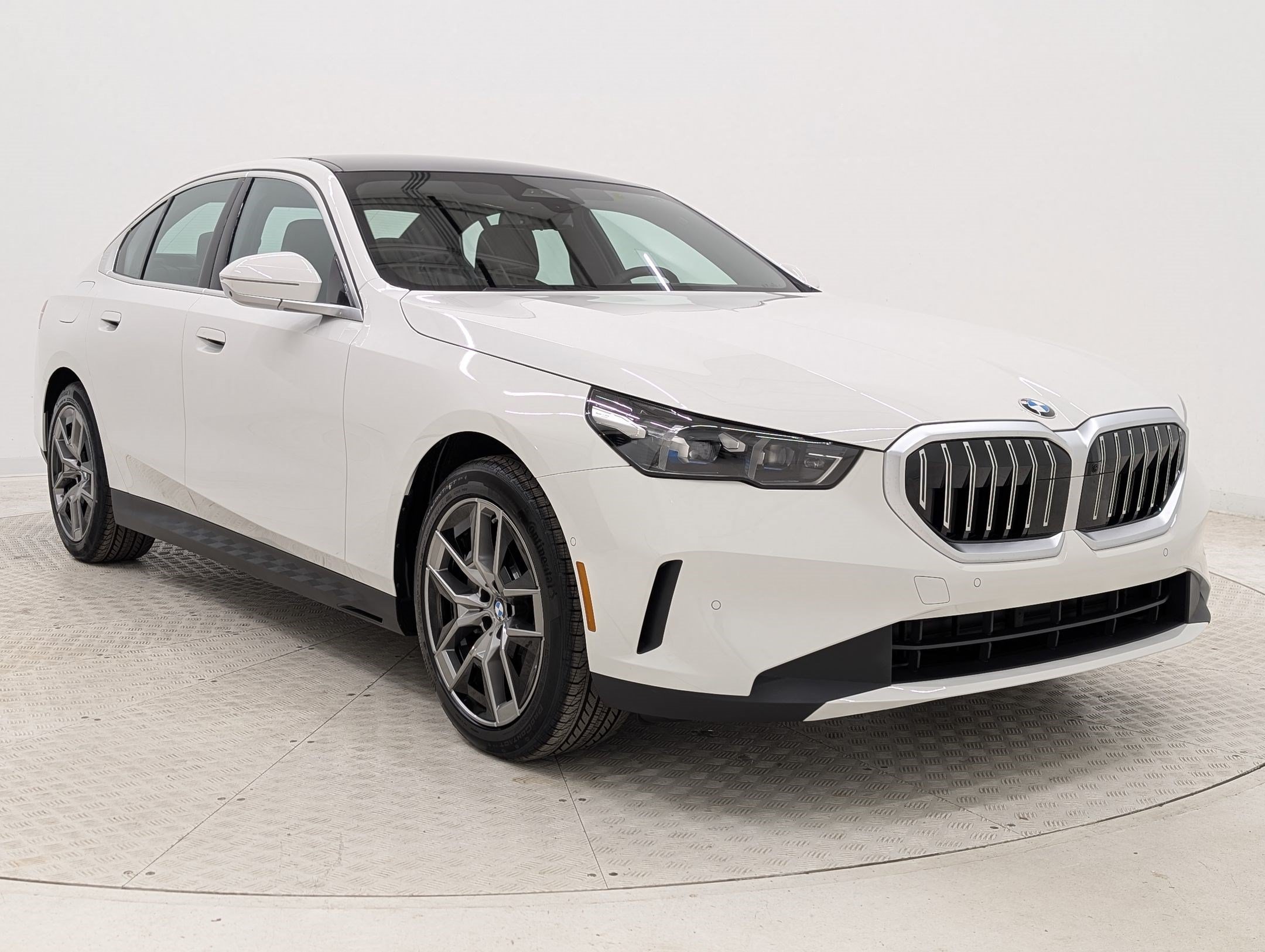 New 2026 BMW 530i w/ Premium Package RWD image 7