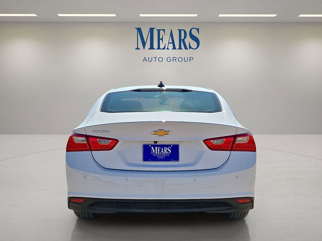 Used 2025 Chevrolet Malibu LS FWD image 4