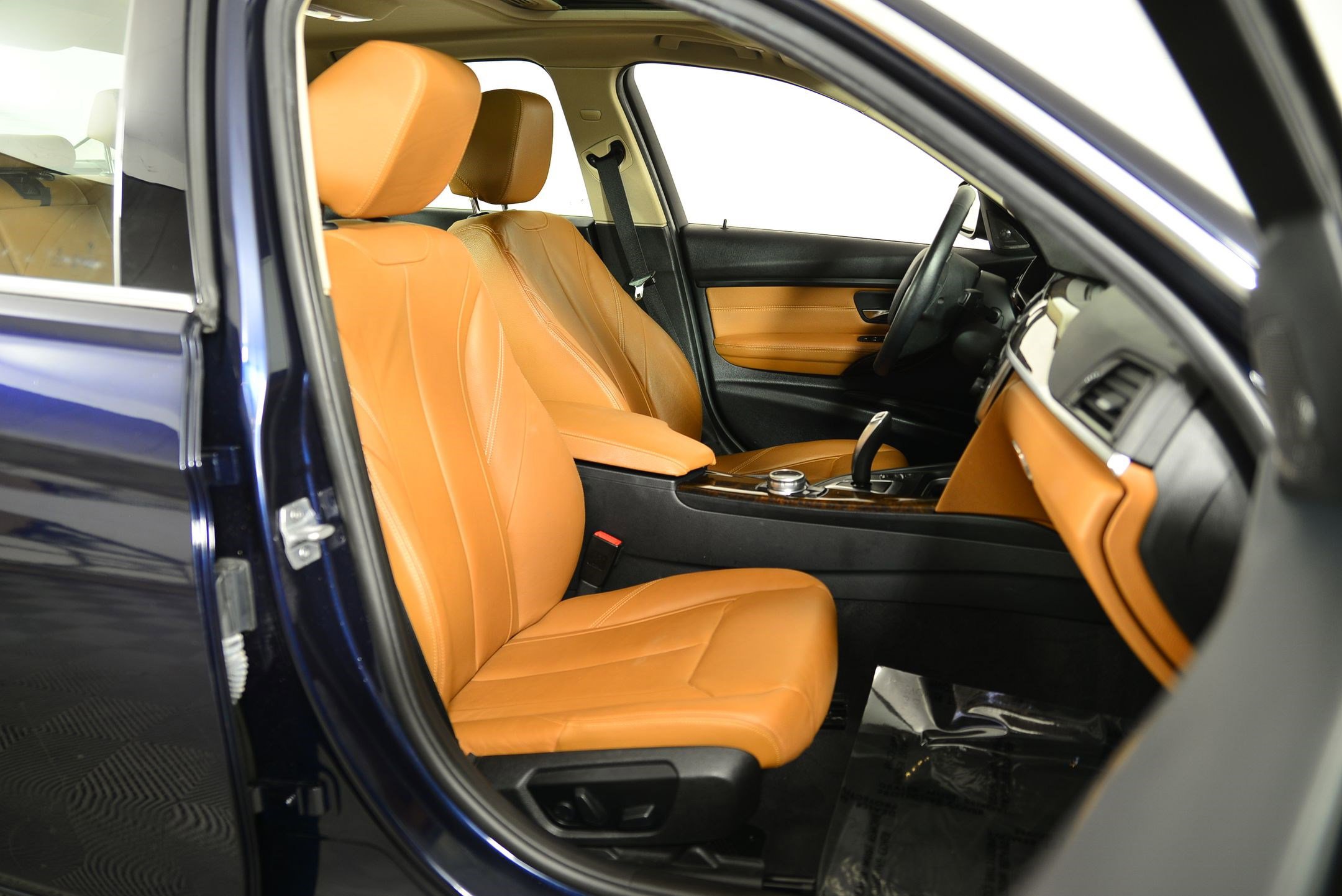 Used 2015 BMW 328i xDrive Sedan image 17