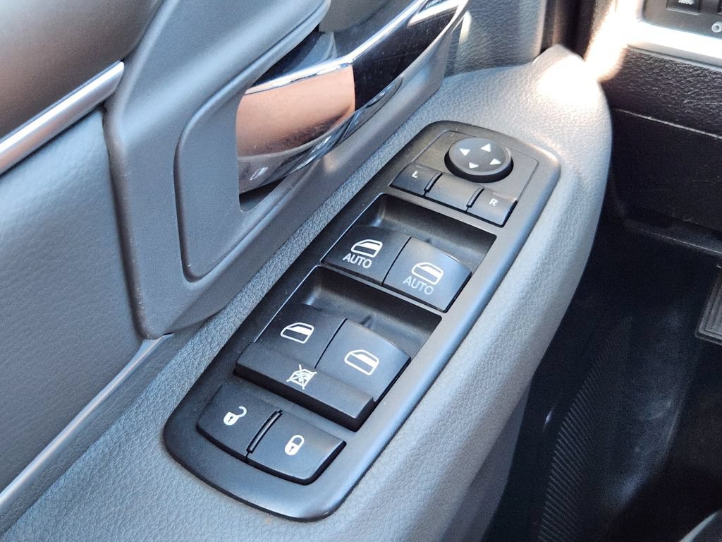 Used 2014 RAM 2500 Big Horn AWD/4WD image 16