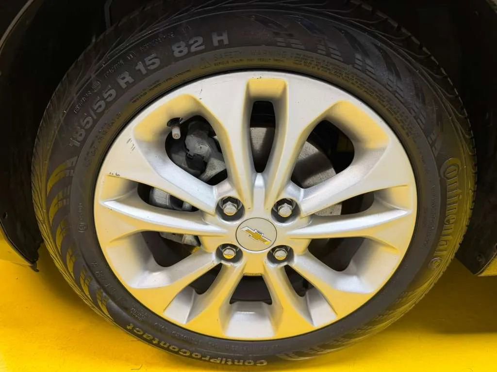 Used 2020 Chevrolet Spark LT image 9