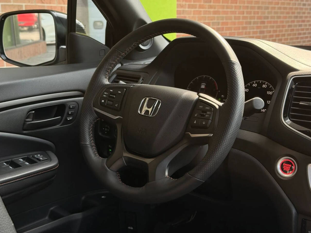 Used 2025 Honda Ridgeline TrailSport image 14