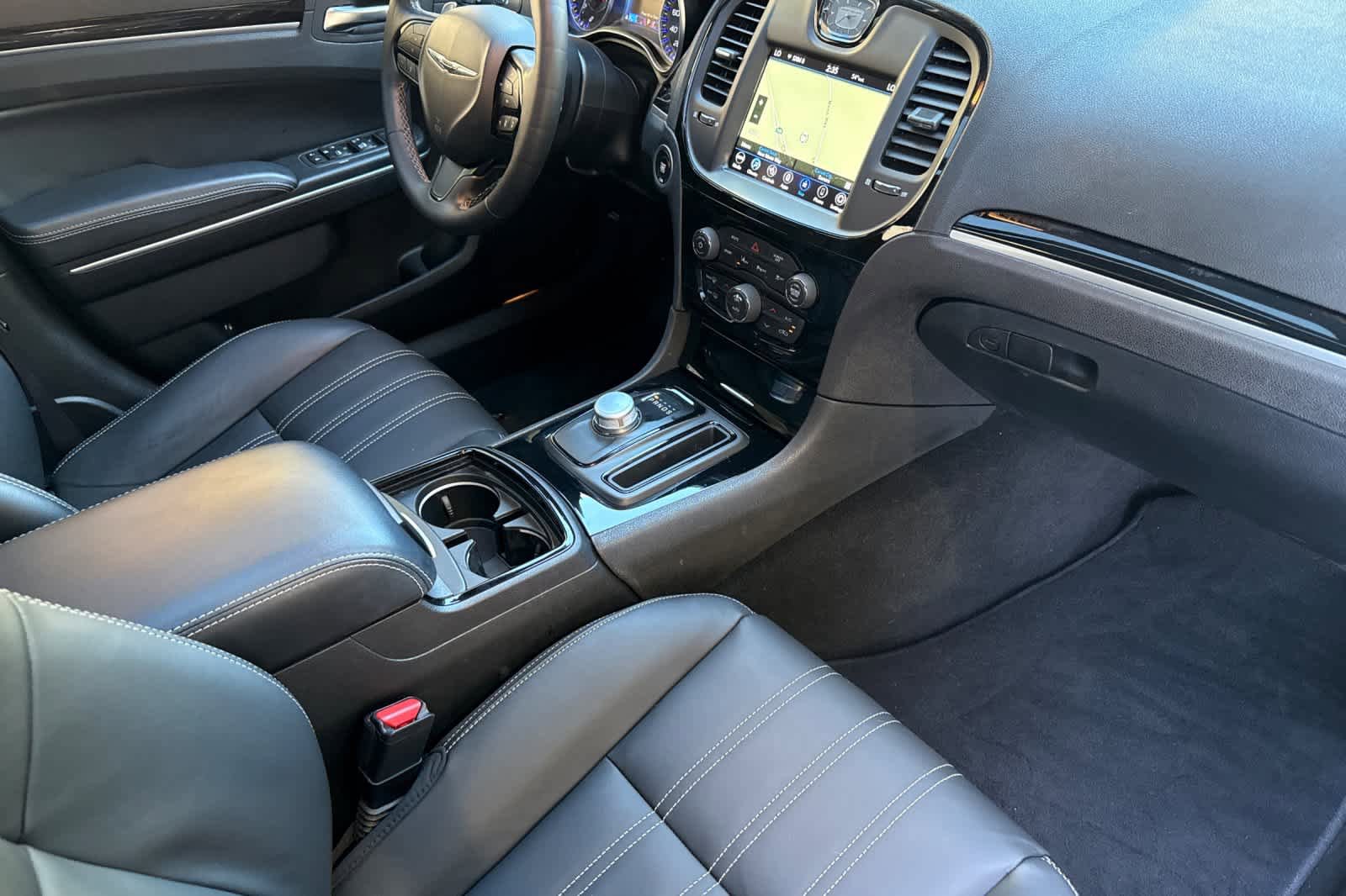 Used 2022 Chrysler 300 S w/ Safetytec Plus Group RWD image 16