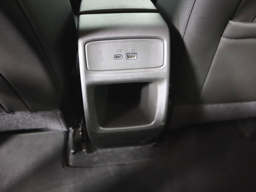 Used 2024 Chevrolet Trax RS image 19