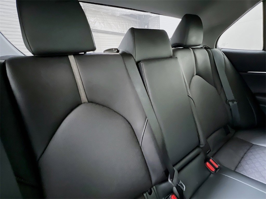 Used 2021 Toyota Camry XSE image 24