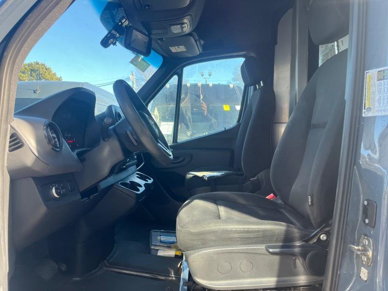 Used 2019 Mercedes-Benz Sprinter 170 image 11