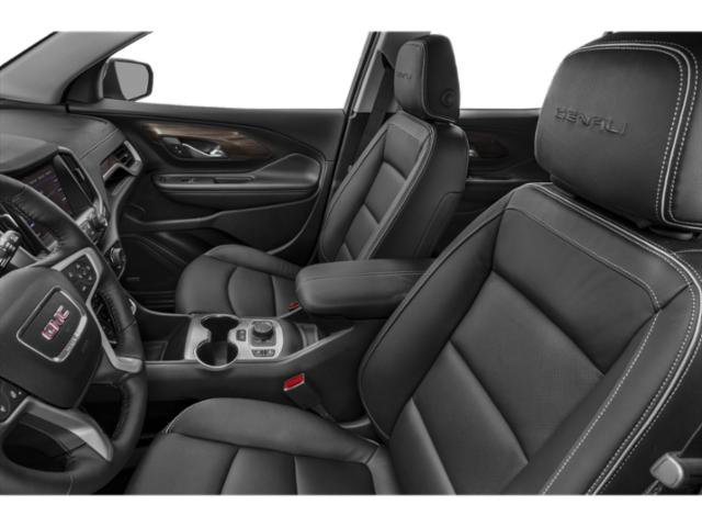 Used 2020 GMC Terrain Denali w/ Denali Premium Package FWD image 12