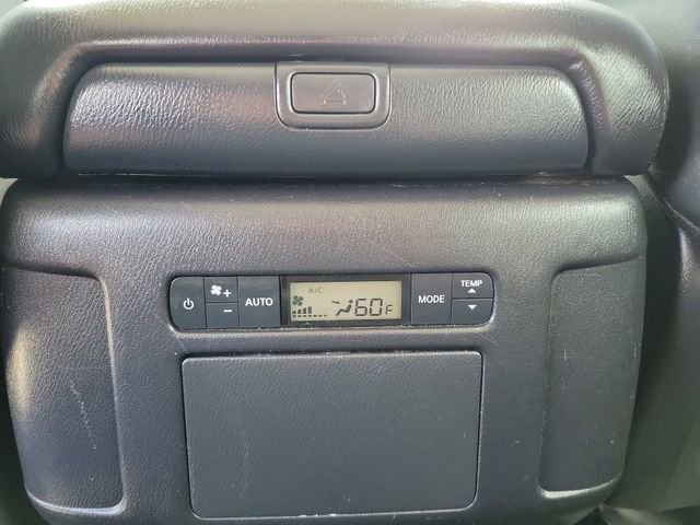 Used 2024 Nissan Armada SV RWD image 12