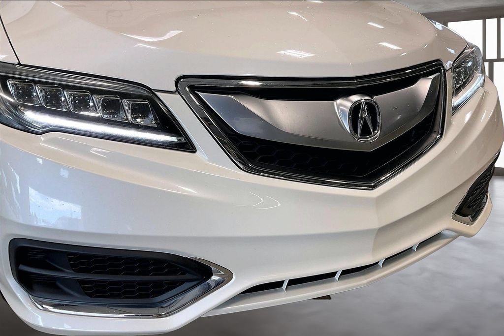 Used 2018 Acura RDX w/ Technology Package AWD/4WD image 34