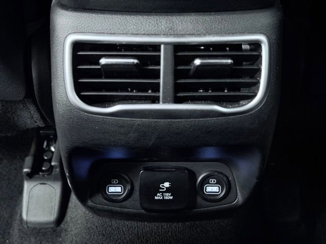 Used 2023 Hyundai Santa Fe Limited AWD/4WD image 23