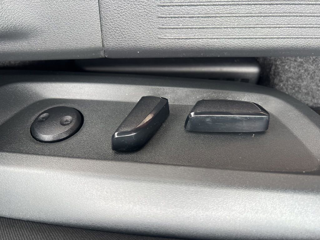 Certified 2023 Nissan Rogue SV AWD/4WD image 50