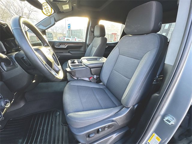 Used 2023 Chevrolet Silverado 1500 LT image 18