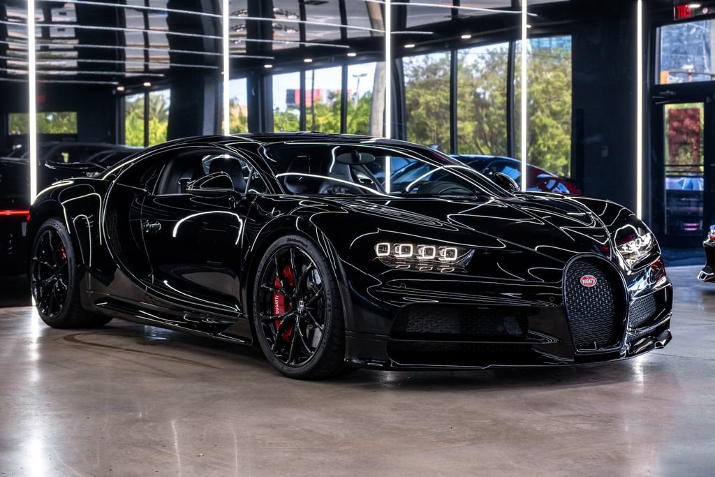 Used 2018 Bugatti Chiron AWD/4WD image 3