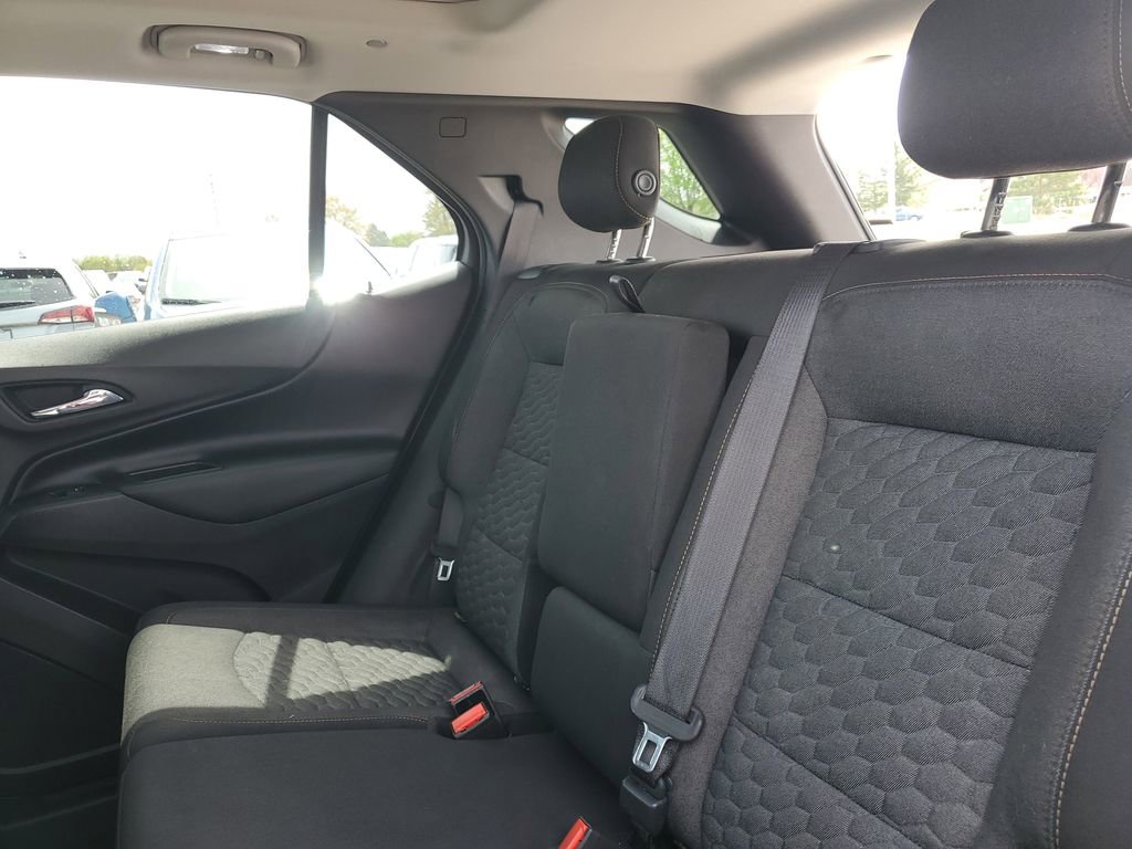 Used 2018 Chevrolet Equinox LT w/ Sun & Infotainment Package AWD/4WD image 31