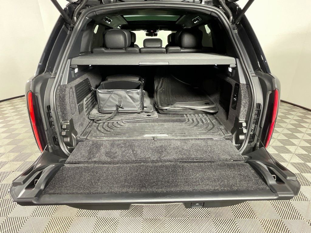 Certified 2024 Land Rover Range Rover Long Wheelbase Autobiography image 26