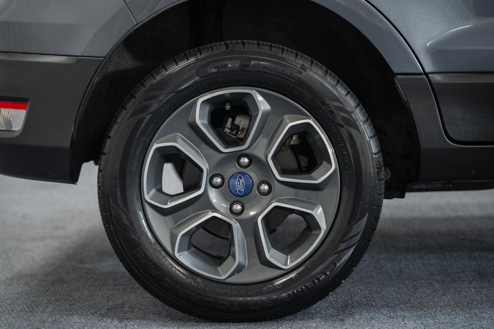 Certified 2021 Ford EcoSport S FWD image 13