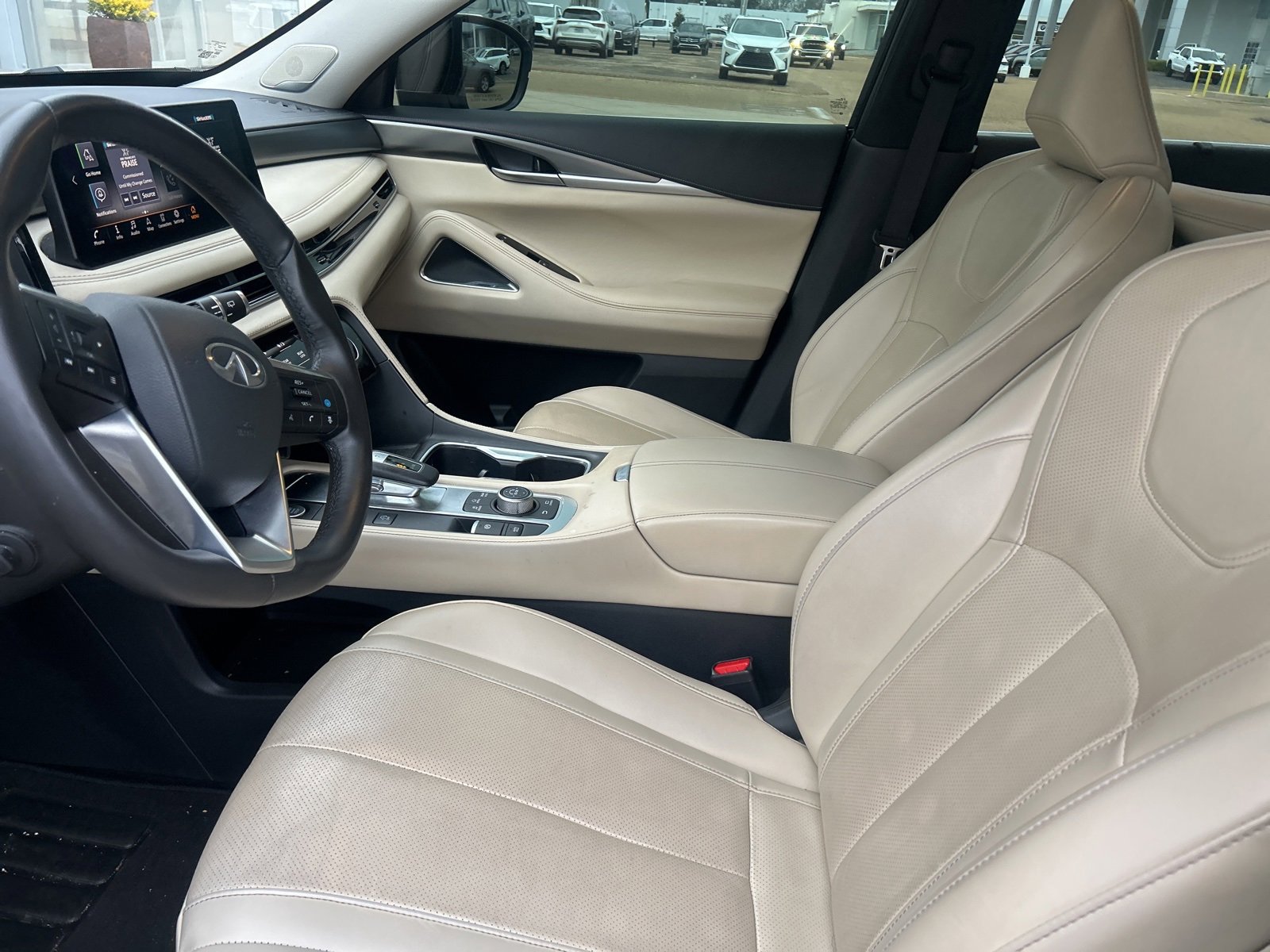 Used 2024 INFINITI QX60 Luxe w/ Vision Package image 10