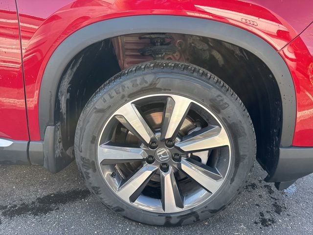 Used 2025 Honda Pilot Touring image 13