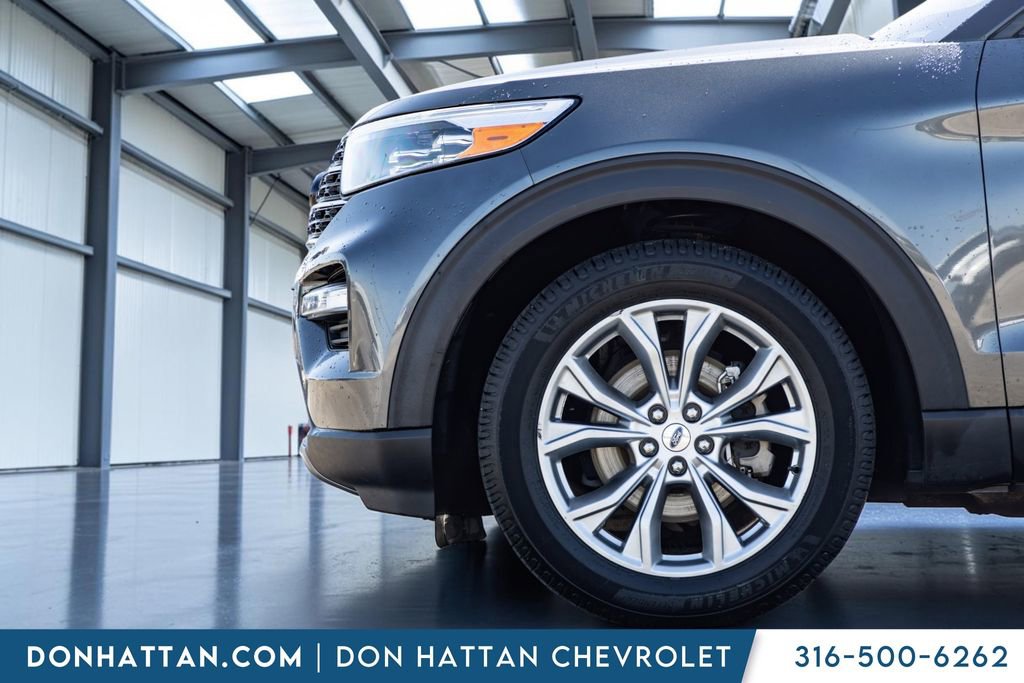 Used 2020 Ford Explorer XLT w/ Equipment Group 202A RWD image 30