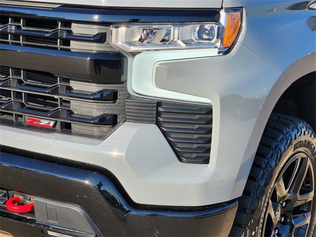 Used 2024 Chevrolet Silverado 1500 LT Trail Boss w/ Convenience Package II AWD/4WD image 16