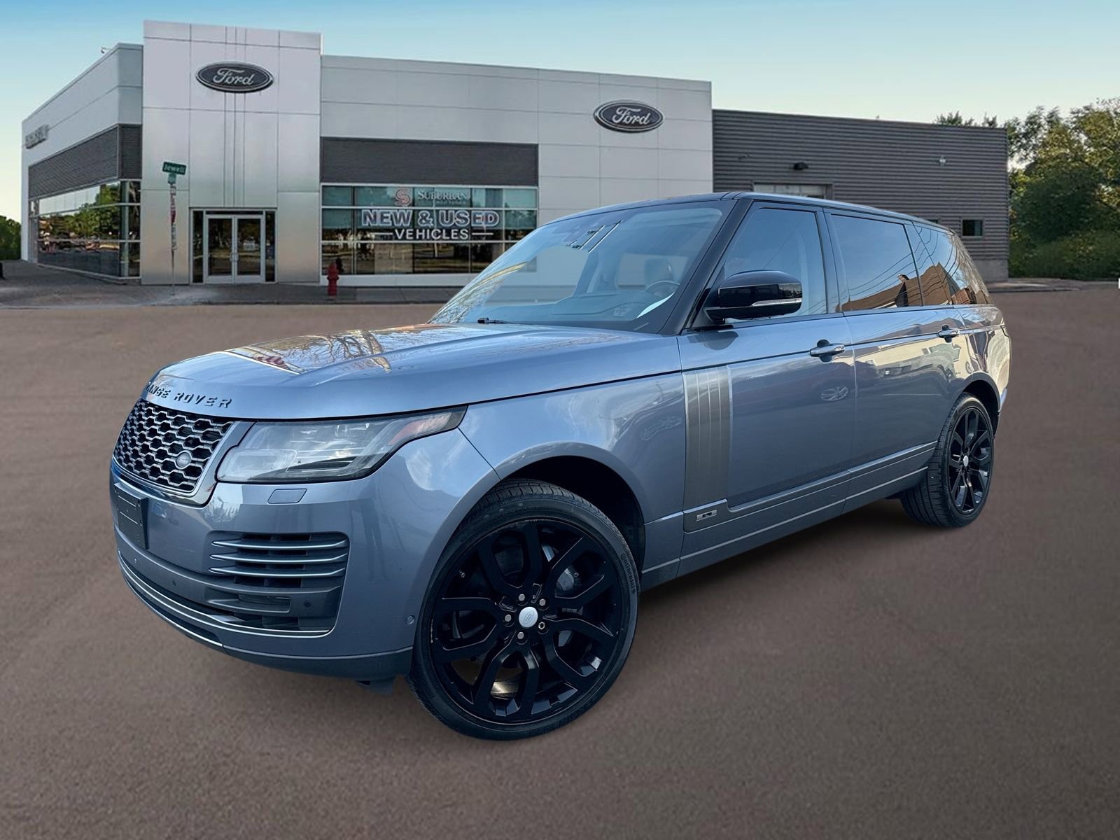 Used 2018 Land Rover Range Rover Long Wheelbase Supercharged image 1