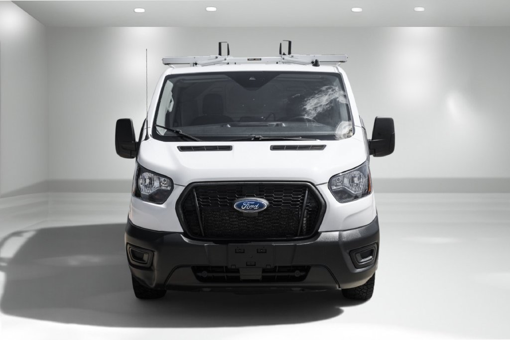 Used 2021 Ford Transit 250 Low Roof AWD image 4