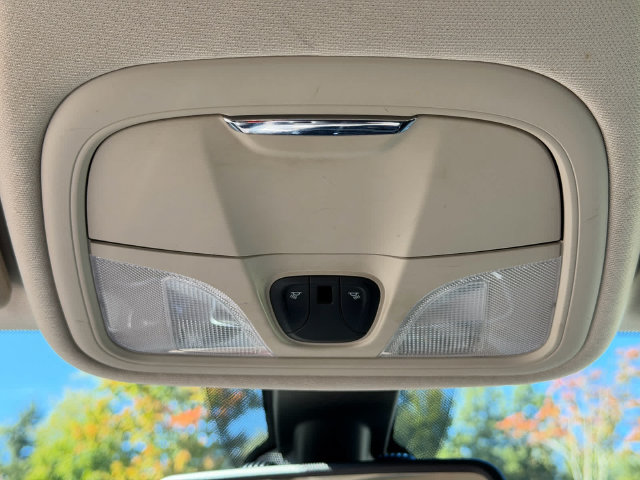 Used 2016 Chrysler 200 Limited Platinum FWD image 19