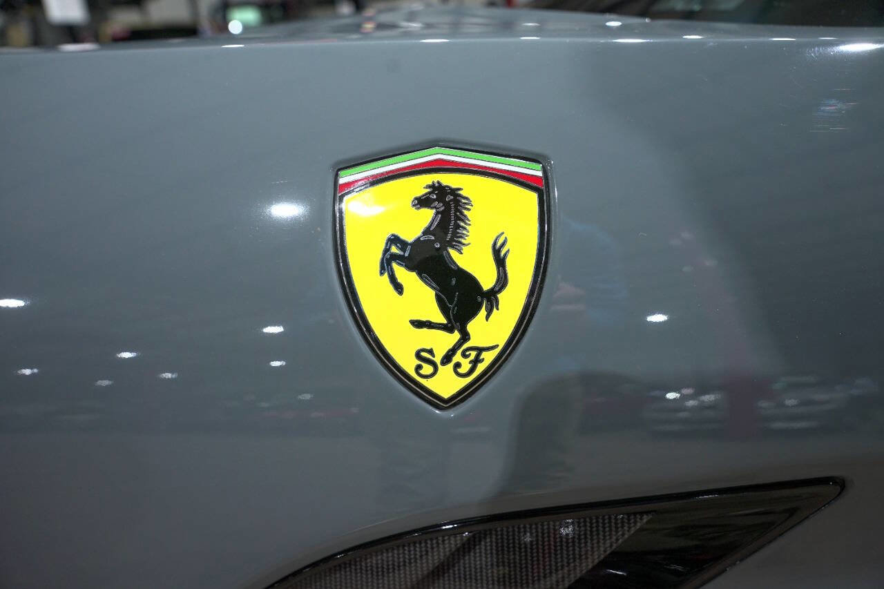 Used 2010 Ferrari California image 34