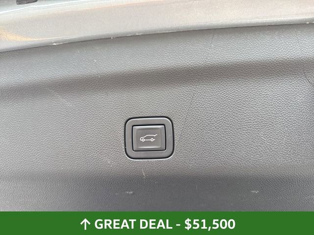 Used 2023 GMC Yukon Denali image 32