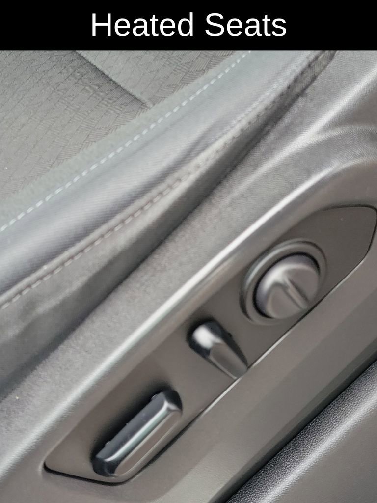 Used 2019 Chevrolet Silverado 1500 LT w/ All-Star Edition image 8