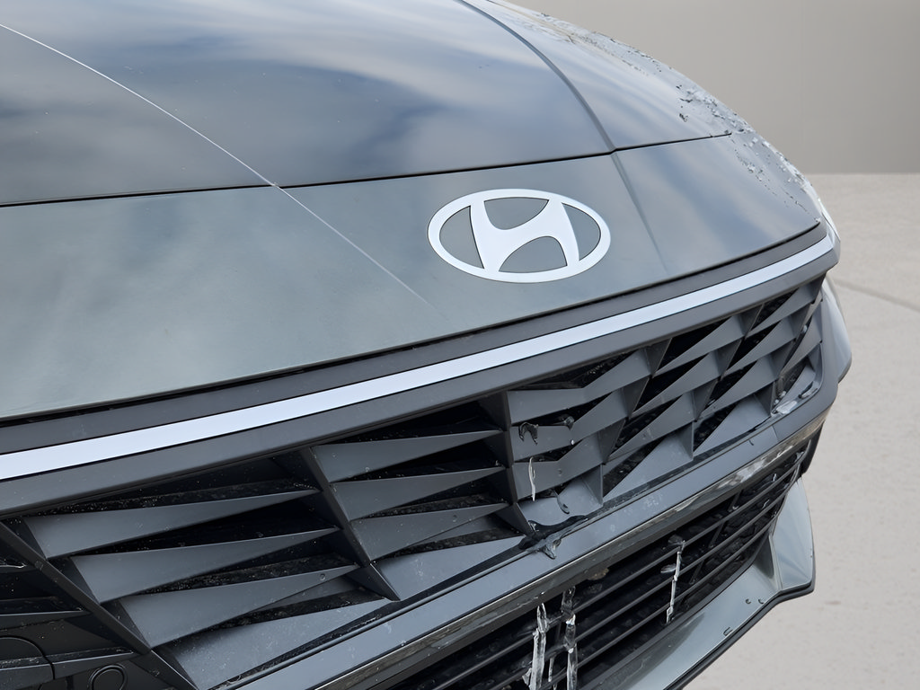 New 2026 Hyundai Elantra SEL FWD image 9