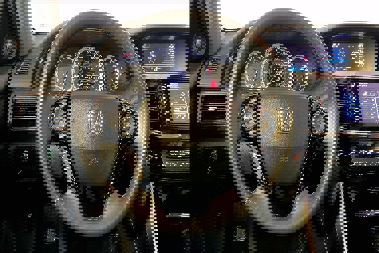 Used 2017 Honda Accord EX-L image 15