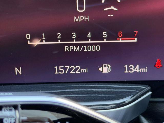 Used 2025 Cadillac Escalade ESV Sport AWD/4WD image 30