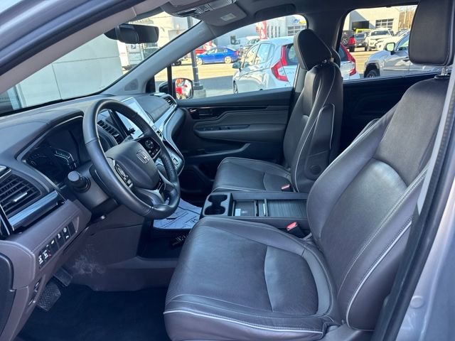 Used 2024 Honda Odyssey Elite image 2