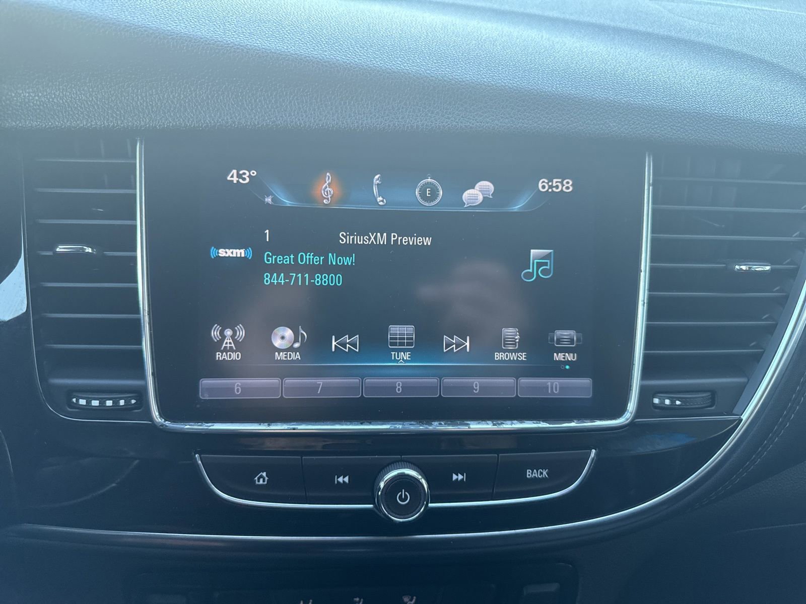 Used 2018 Buick Encore Preferred image 20