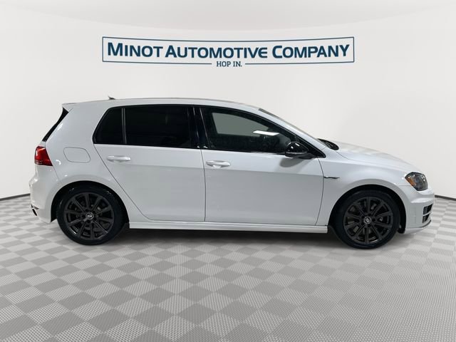 Used 2017 Volkswagen Golf R 4-Door image 9