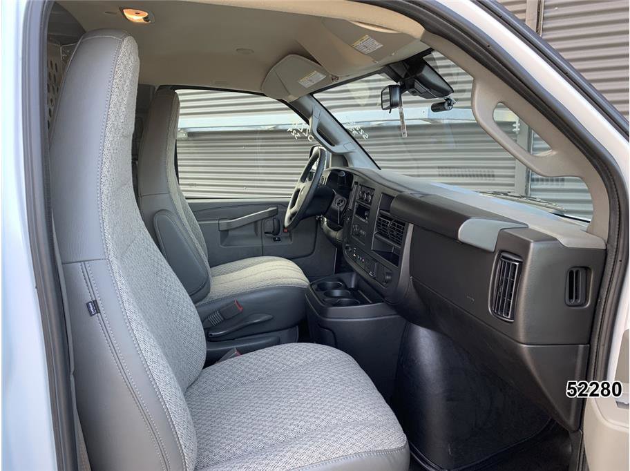 Used 2025 Chevrolet Express 2500 Extended w/ Communications Package image 25