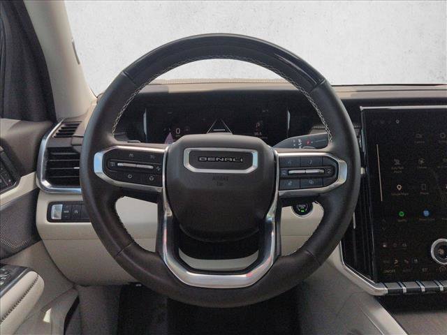 Certified 2025 GMC Acadia Denali w/ Super Cruise Package FWD image 15