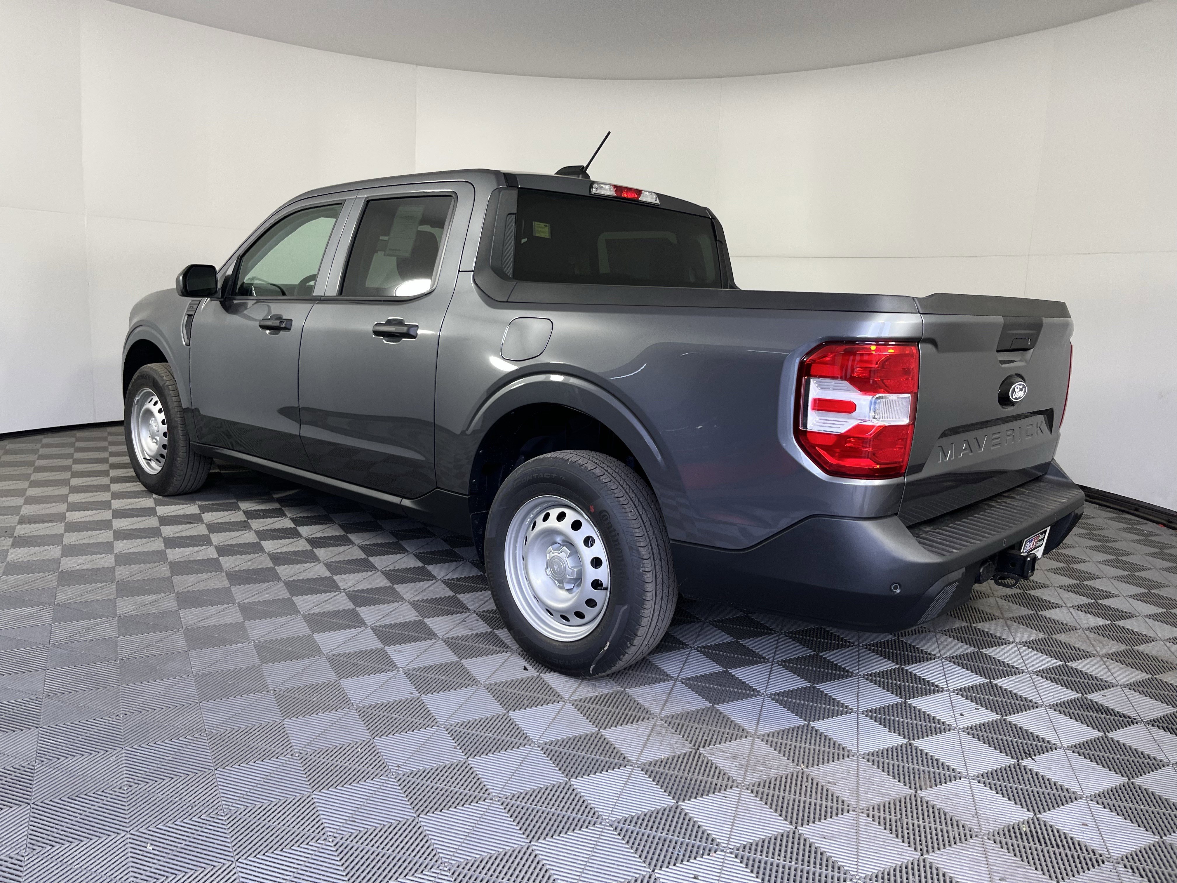 New 2026 Ford Maverick XL AWD/4WD image 3