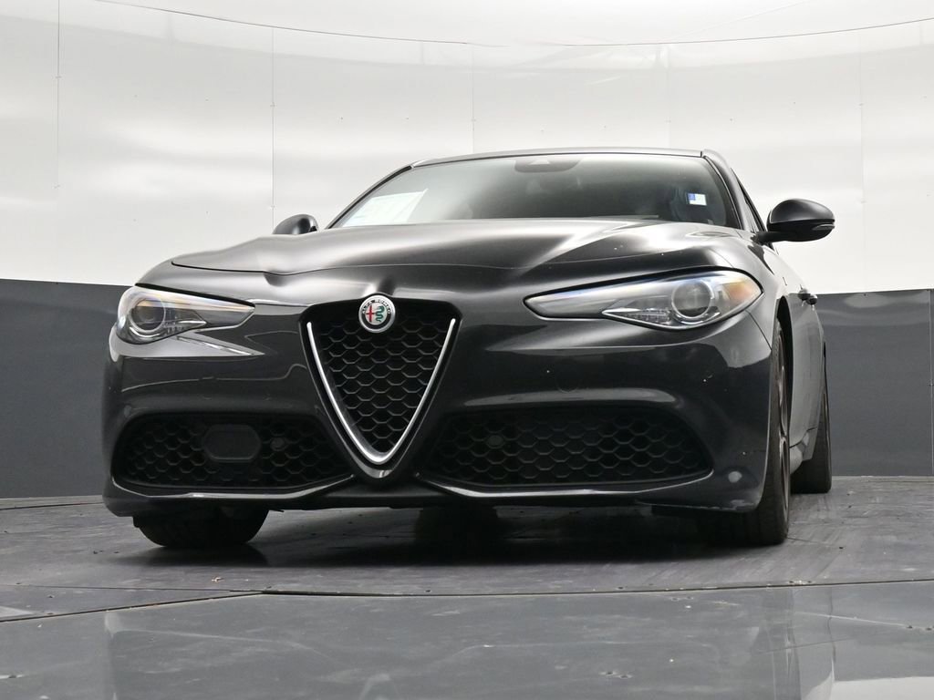 Used 2023 Alfa Romeo Giulia Ti RWD image 36