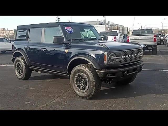 Used 2021 Ford Bronco Badlands image 35