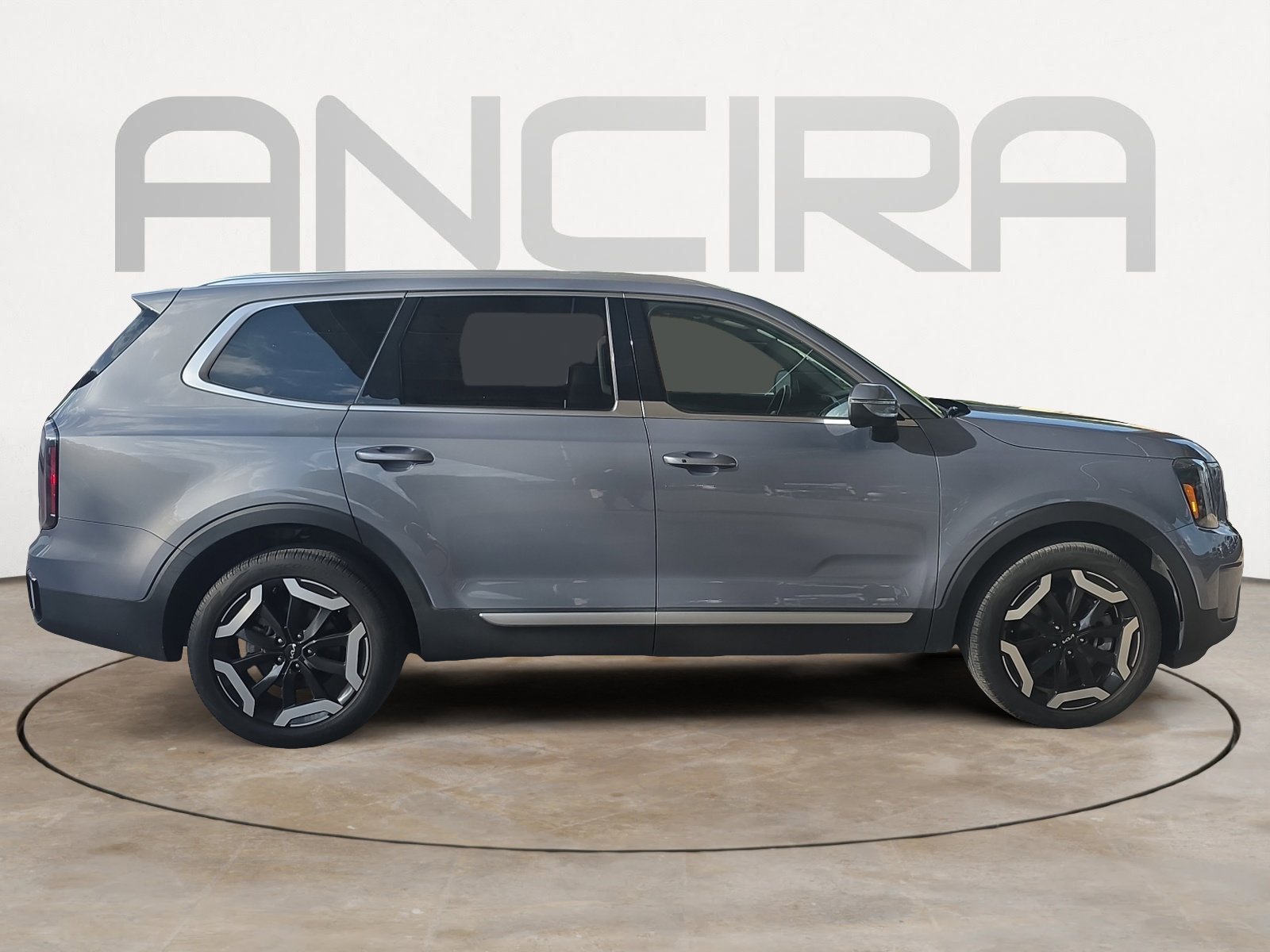 Certified 2023 Kia Telluride EX w/ EX Captain's Chair Package FWD image 9