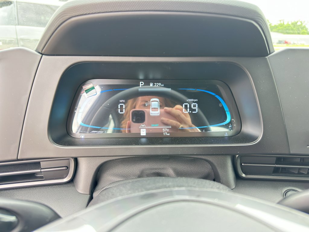 New 2026 Hyundai Elantra Sport FWD image 17